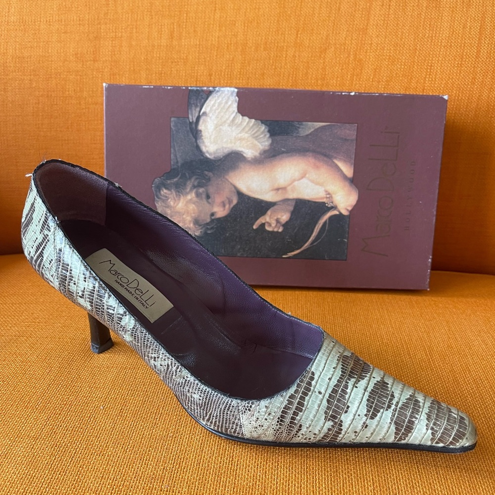 Vintage green black MARCO DELLI pumps